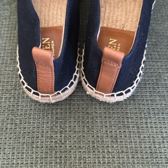 Ralph Lauren Discounted Sandals Size 7 - Picture 2 of 4